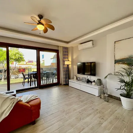Seaview Grand - Sunrise Μαρμαρίς